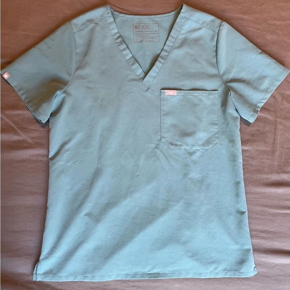 Figs Catarina One-Pocket Scrub Top Size Medium - Picture 1 of 9